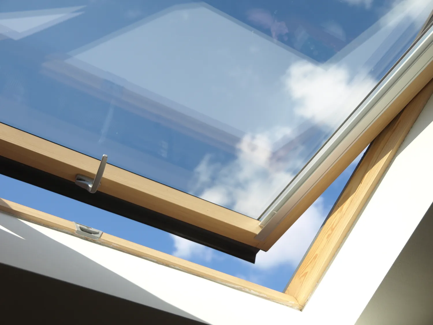 pose de velux louvigne du desert